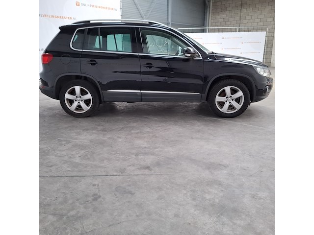 Personenauto, volkswagen, tiguan - afbeelding 8 van  14