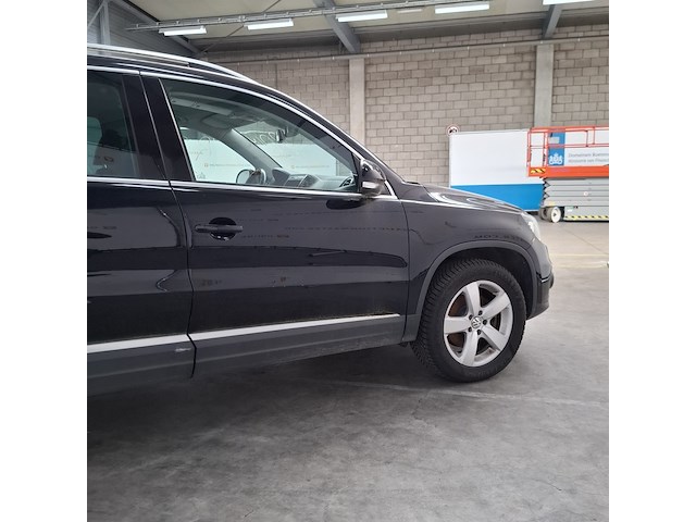Personenauto, volkswagen, tiguan - afbeelding 9 van  14