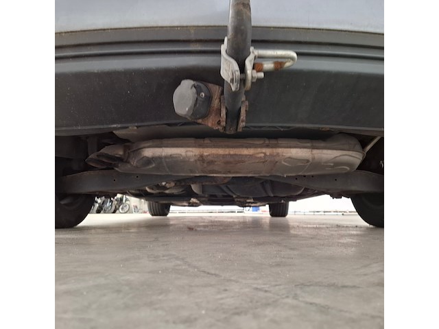 Personenauto, volkswagen, touran, 1.4 tsi comfortline business, 2007 - afbeelding 27 van  72