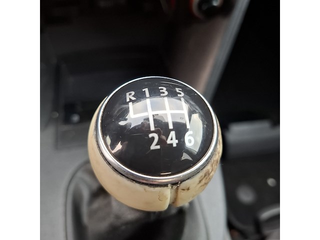 Personenauto, volkswagen, touran, 1.4 tsi highline 7p., 2013 - afbeelding 28 van  48