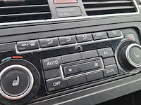 Personenauto, volkswagen, touran, 1.4 tsi highline 7p., 2013 - afbeelding 42 van  48