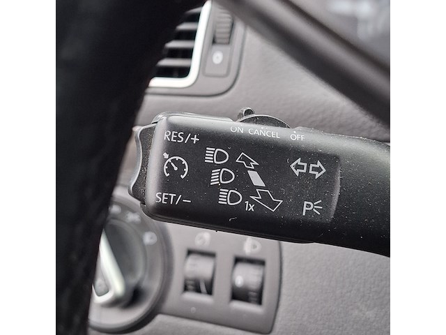 Personenauto, volkswagen, touran, 1.4 tsi highline 7p., 2013 - afbeelding 43 van  48