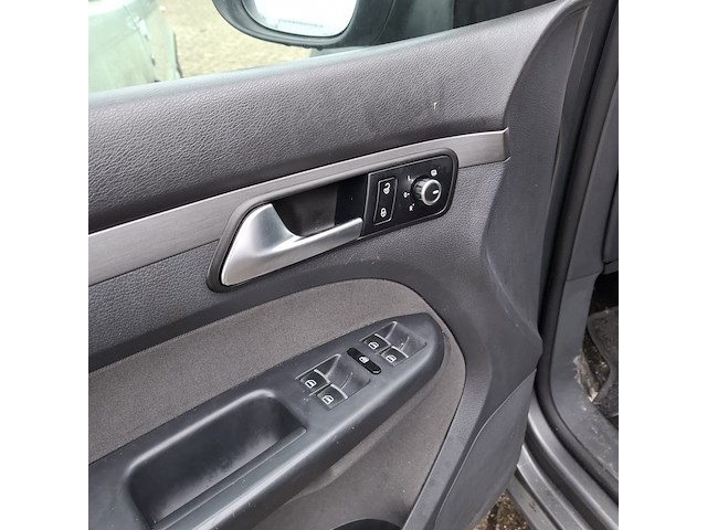 Personenauto, volkswagen, touran, 1.6 tdi comfortline bluemotion 7p., 2012 - afbeelding 7 van  16