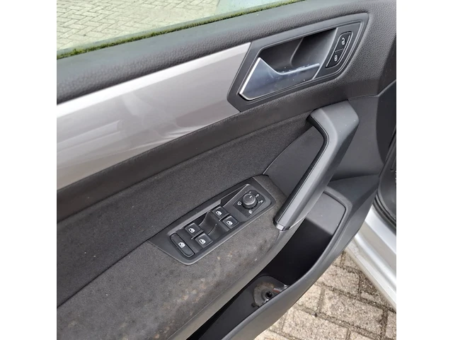 Personenauto, volkswagen, touran tdi, 2016 - afbeelding 26 van  61