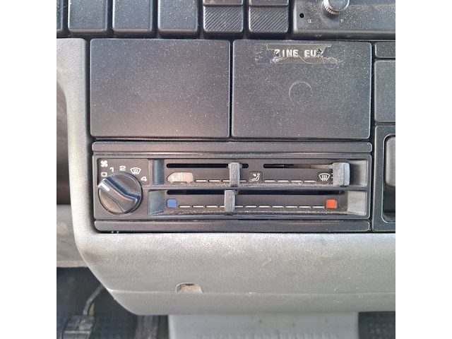 Personenauto, volkswagen, transporter kombi, 1.8, 1992 - afbeelding 11 van  68