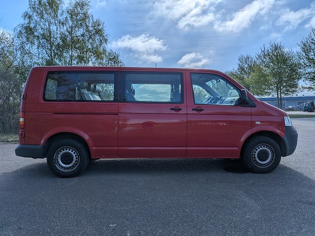 Personenauto, volkswagen, transporter kombi, 2.5 tdi 340 trendline, 2008 - afbeelding 31 van  35