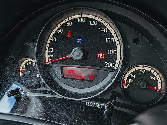 Personenauto, volkswagen, up!, 1.0 60pk bmt move up!, 2014 - afbeelding 20 van  36