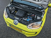 Personenauto, volkswagen, up!, 1.0 60pk bmt move up!, 2014 - afbeelding 29 van  36