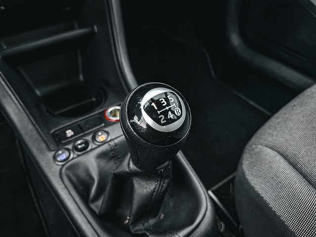 Personenauto, volkswagen, up!, 1.0 60pk bmt move up!, 2014 - afbeelding 16 van  35