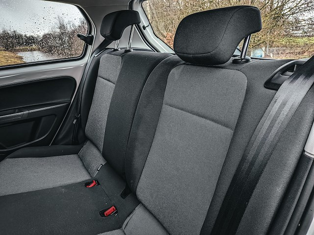 Personenauto, volkswagen, up!, 1.0 60pk bmt move up!, 2014 - afbeelding 25 van  35