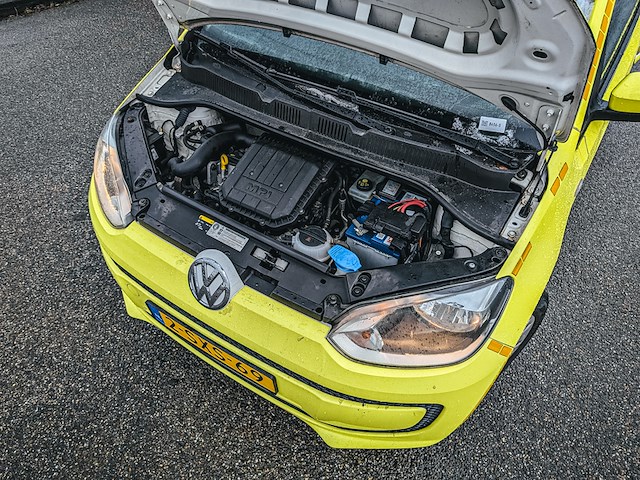 Personenauto, volkswagen, up!, 1.0 60pk bmt move up!, 2014 - afbeelding 28 van  35