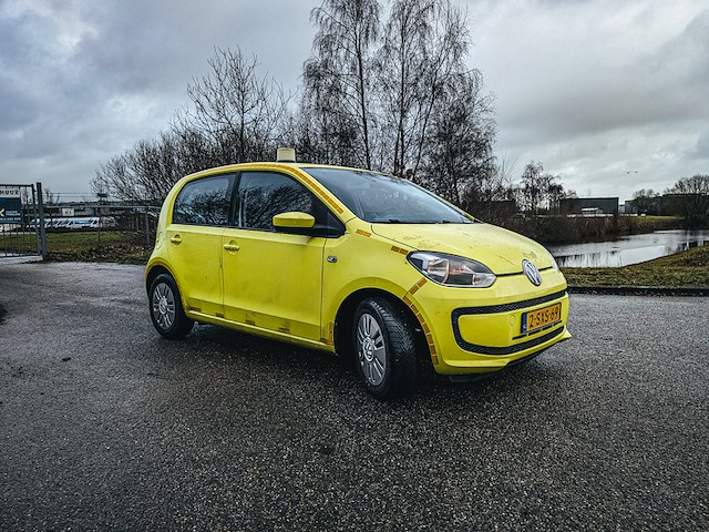 Personenauto, volkswagen, up!, 1.0 60pk bmt move up!, 2014 - afbeelding 33 van  35