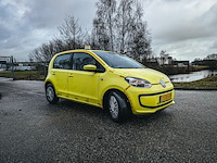 Personenauto, volkswagen, up!, 1.0 60pk bmt move up!, 2014 - afbeelding 33 van  35
