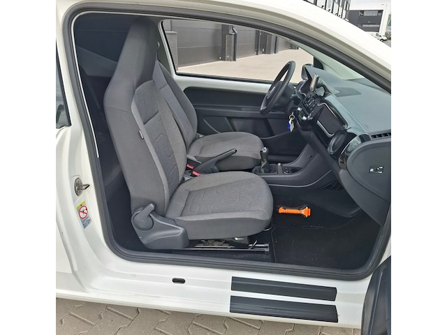 Personenauto, volkswagen, up! 1.0 move up! bluemotion, 1.0 move up! bluemotion, 2013 - afbeelding 15 van  31