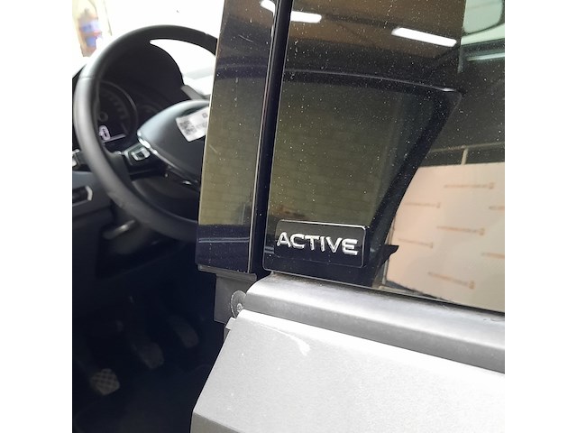 Personenauto, volkswagen, up!, 1.0 r-line, 2023 - afbeelding 18 van  41