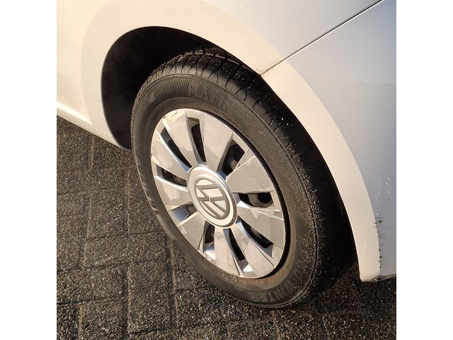 Personenauto, volkswagen, up - afbeelding 3 van  39