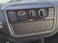 Personenauto, volkswagen, up - afbeelding 22 van  39