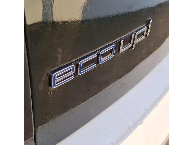 Personenauto, volkswagen, up - afbeelding 32 van  39