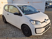Personenauto, volkswagen, up - afbeelding 23 van  39