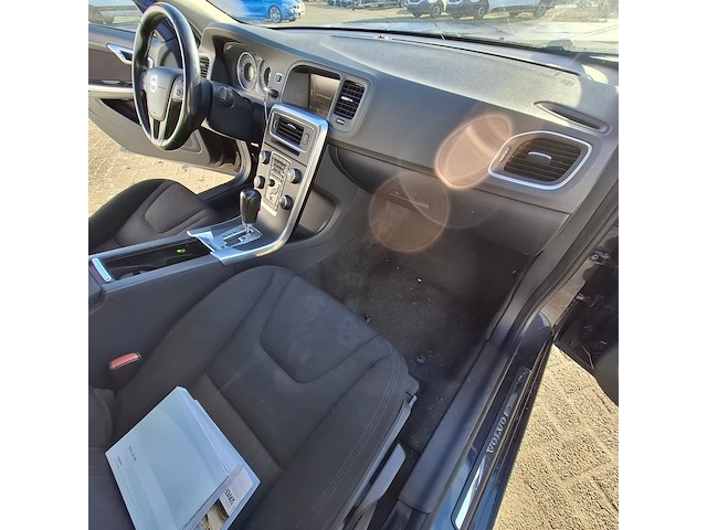 Personenauto, volvo, s60 1.6 drive kinetic, 2012 - afbeelding 36 van  47