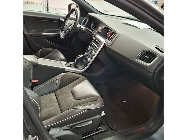 Personenauto, volvo, s60, 2016 - afbeelding 11 van  23