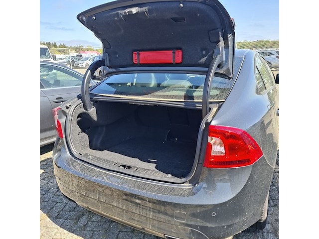 Personenauto, volvo, s60 - afbeelding 15 van  38