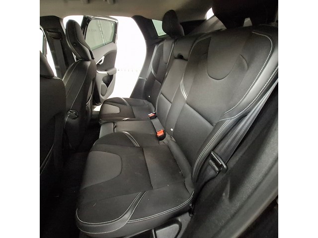 Personenauto, volvo, v40, 1.6 d2 momentum, 2013 - afbeelding 40 van  72