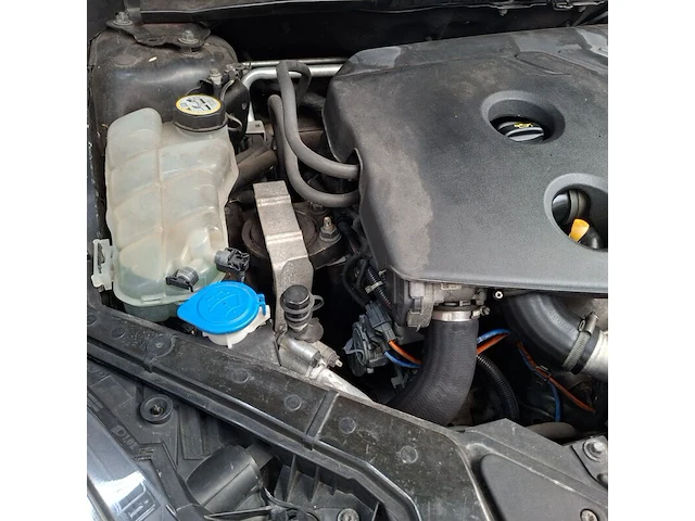 Personenauto, volvo, v40, 1.6 d2 momentum, 2013 - afbeelding 43 van  49