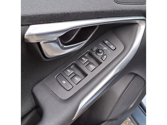 Personenauto, volvo, v40, 1.6 d2 momentum - afbeelding 24 van  70