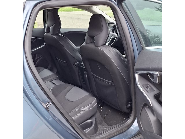 Personenauto, volvo, v40, 1.6 d2 momentum - afbeelding 33 van  70