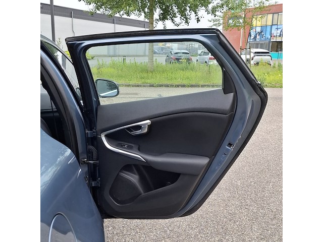 Personenauto, volvo, v40, 1.6 d2 momentum - afbeelding 39 van  70