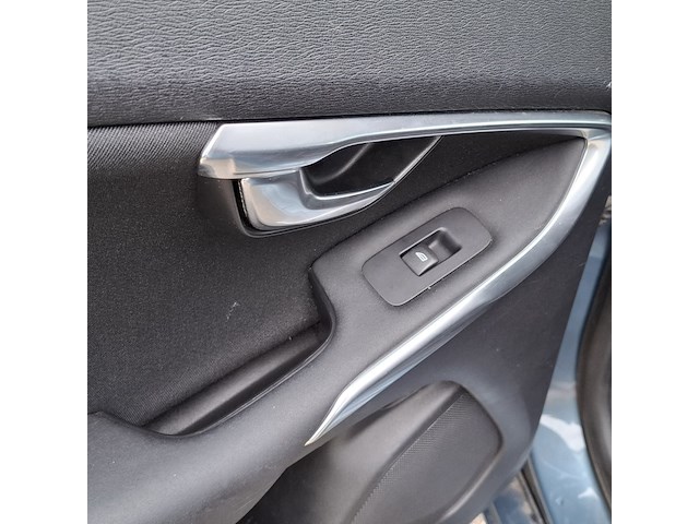 Personenauto, volvo, v40, 1.6 d2 momentum - afbeelding 46 van  70