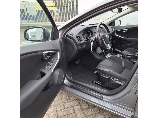 Personenauto volvo, v40 2.0, bouwjaar 2015 - afbeelding 16 van  48