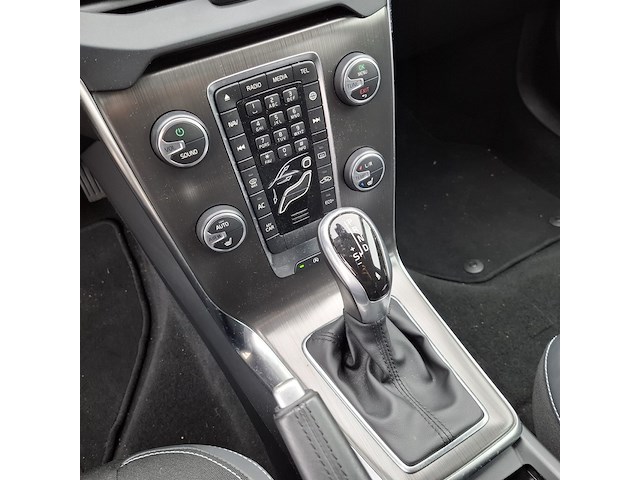 Personenauto volvo, v40 2.0, bouwjaar 2015 - afbeelding 25 van  48
