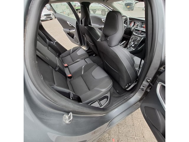 Personenauto volvo, v40 2.0, bouwjaar 2015 - afbeelding 32 van  48