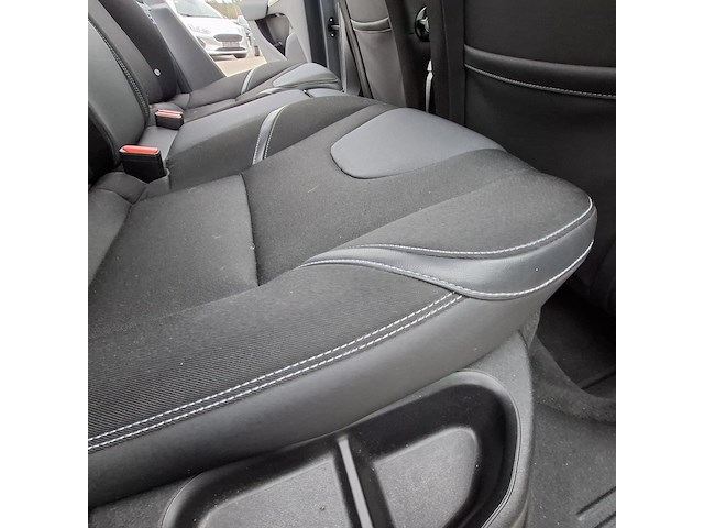 Personenauto volvo, v40 2.0, bouwjaar 2015 - afbeelding 33 van  48