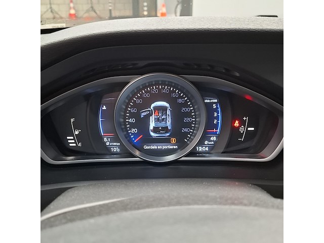 Personenauto, volvo, v40, 2.0 d2 nordic, 2016 - afbeelding 3 van  35