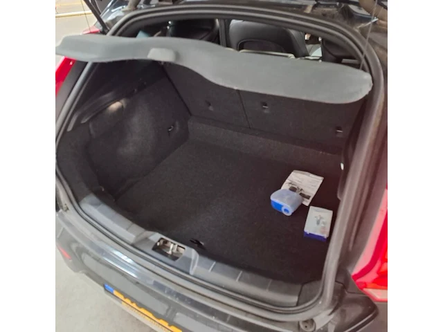 Personenauto, volvo, v40, 2.0 d2 r-design business, 2015 - afbeelding 48 van  73