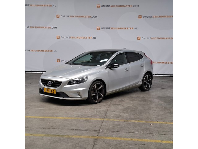 Personenauto, volvo, v40, 2.0 d3 r-design , 2016 - afbeelding 1 van  58
