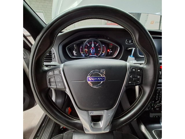 Personenauto, volvo, v40, 2.0 d3 r-design , 2016 - afbeelding 24 van  58