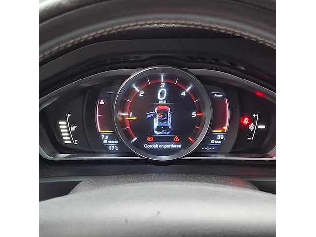 Personenauto, volvo, v40, 2.0 d3 r-design , 2016 - afbeelding 25 van  58