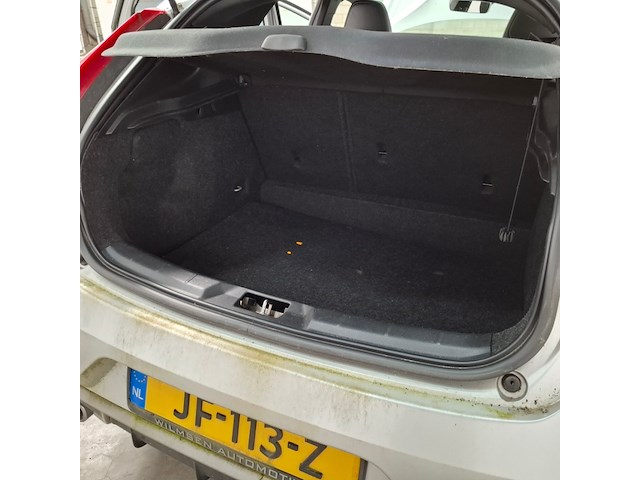 Personenauto, volvo, v40, 2.0 d3 r-design , 2016 - afbeelding 35 van  58