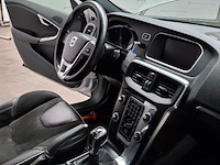Personenauto, volvo, v40, 2.0 d3 r-design , 2016 - afbeelding 38 van  58