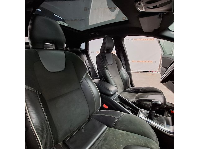 Personenauto, volvo, v40, 2.0 d3 r-design , 2016 - afbeelding 39 van  58