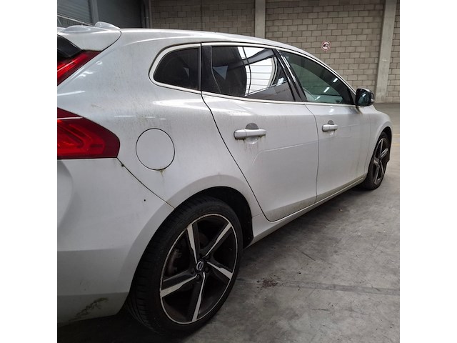 Personenauto, volvo, v40, 2.0 d3 r-design , 2016 - afbeelding 55 van  58