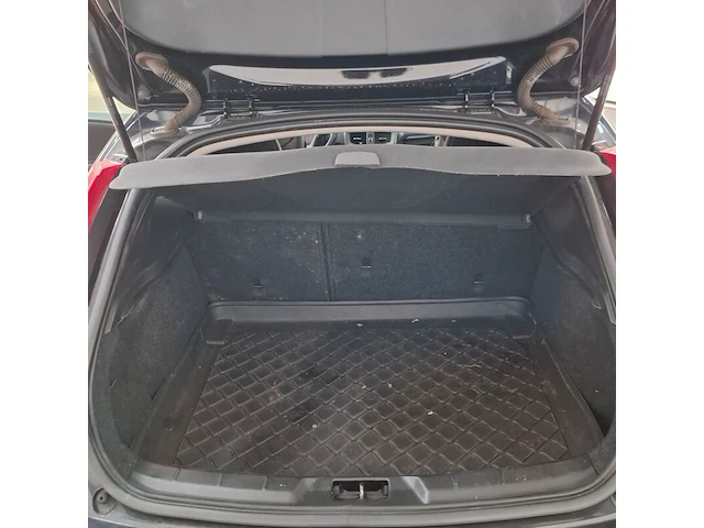 Personenauto, volvo, v40, 2.0 d3 summum, 2012 - afbeelding 16 van  28