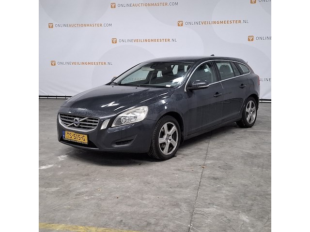 Personenauto, volvo, v60, 2.0 d3 r-design, 2004 - afbeelding 1 van  58