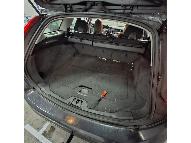 Personenauto, volvo, v60, 2.0 d3 r-design, 2004 - afbeelding 31 van  58