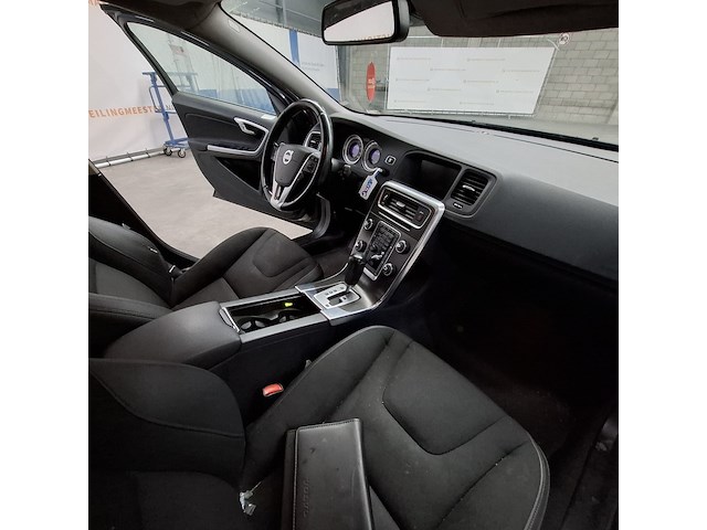 Personenauto, volvo, v60, 2.0 d3 r-design, 2004 - afbeelding 35 van  58