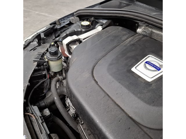 Personenauto, volvo, v60, 2.0 d3 r-design, 2004 - afbeelding 48 van  58